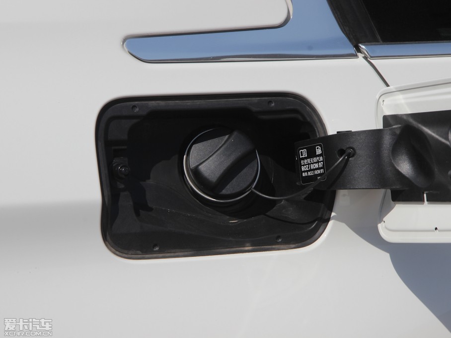 2013��R3ϵ �Ŀ� 328Li ���A�O(sh��)Ӌ(j��)���b