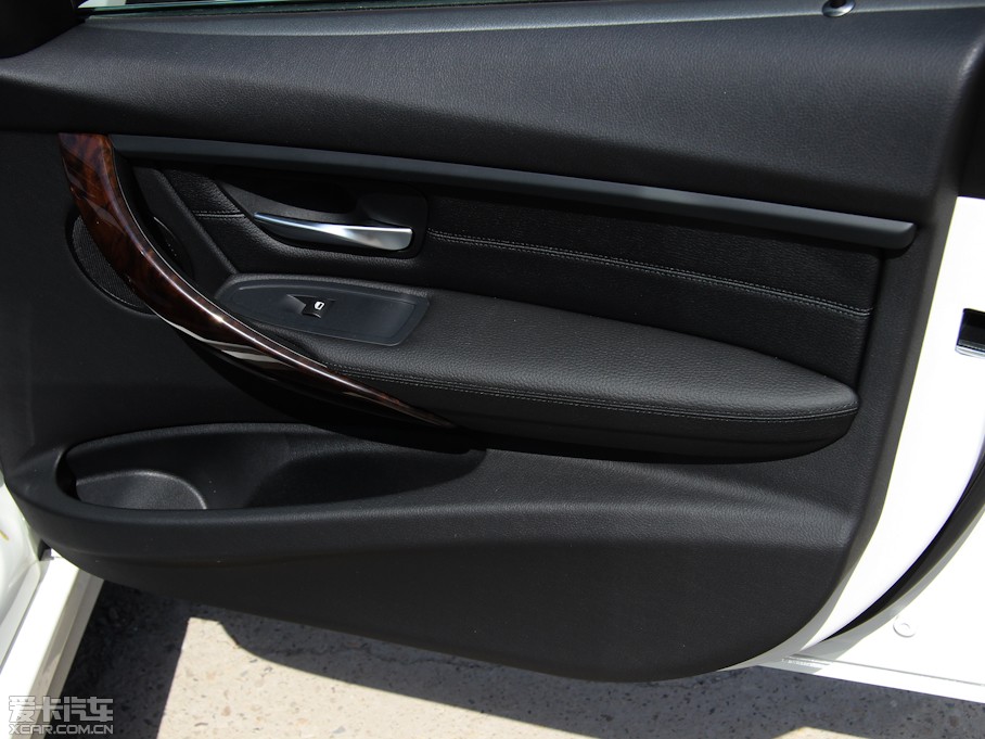 2013��R3ϵ �Ŀ� 328Li ���A�OӋ���b