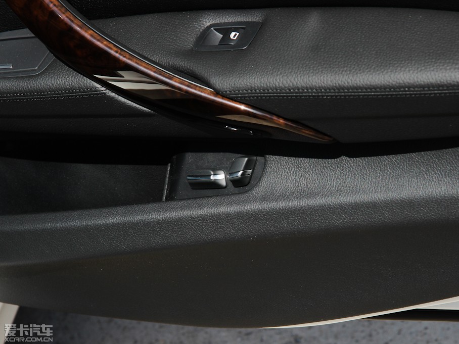 2013��R3ϵ �Ŀ� 328Li ���A�OӋ���b