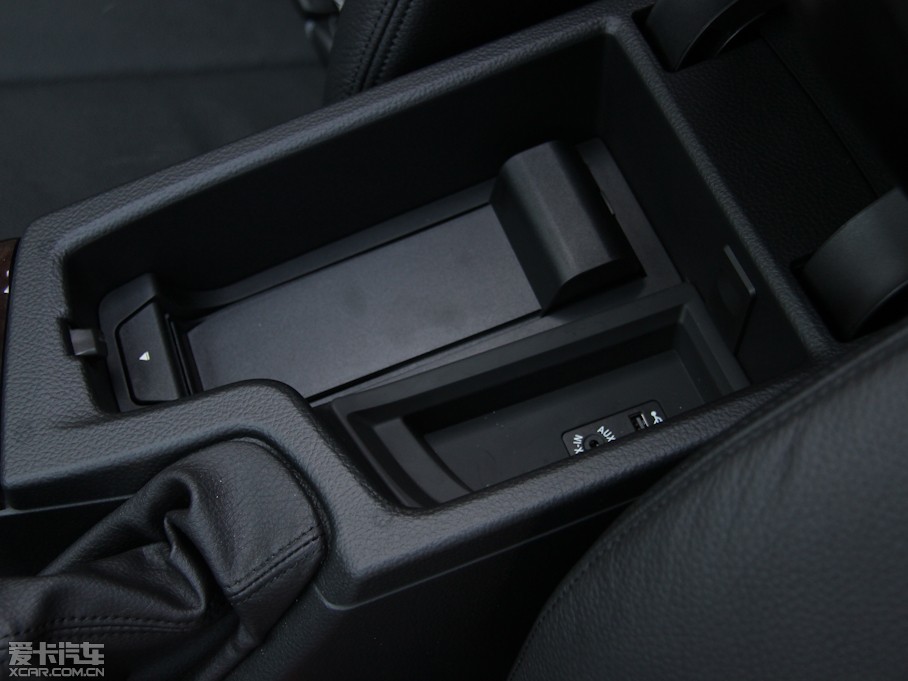 2013��R3ϵ �Ŀ� 328Li ���A�OӋ���b