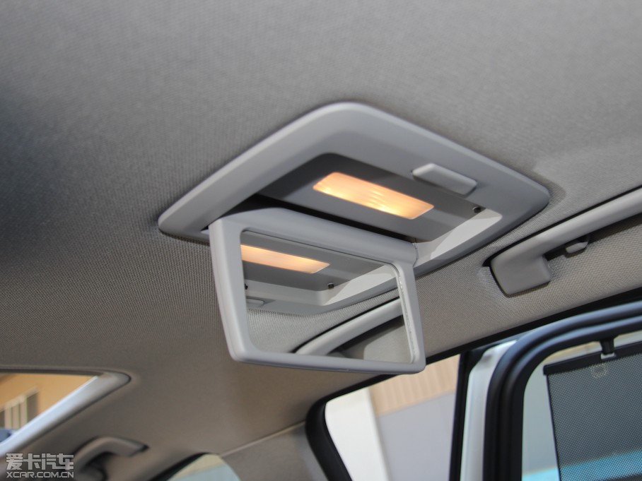 2013��R3ϵ �Ŀ� 328Li ���A�OӋ���b