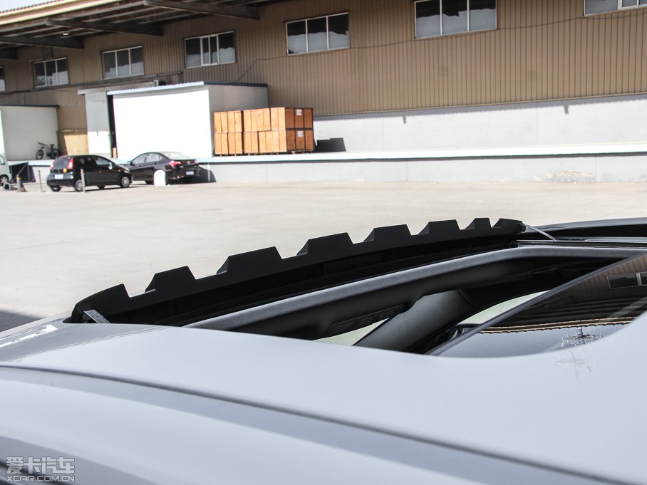 2013��R3ϵ �Ŀ� 335Li �L(f��ng)���O(sh��)Ӌ���b