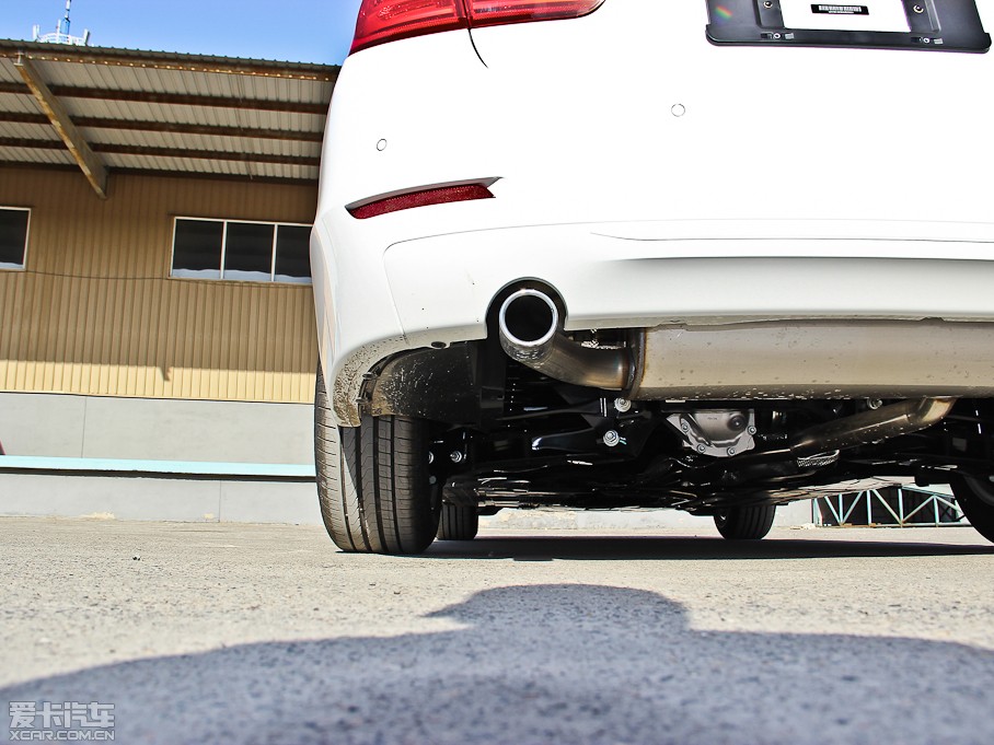 2013R3ϵ 320i M(jn)ȡ