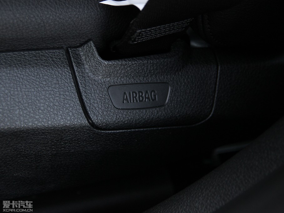 2013R3ϵ 320i M(jn)ȡ