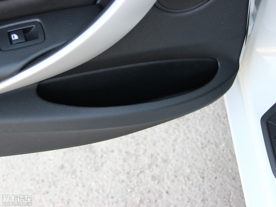 2013R3ϵ 320i Mȡ