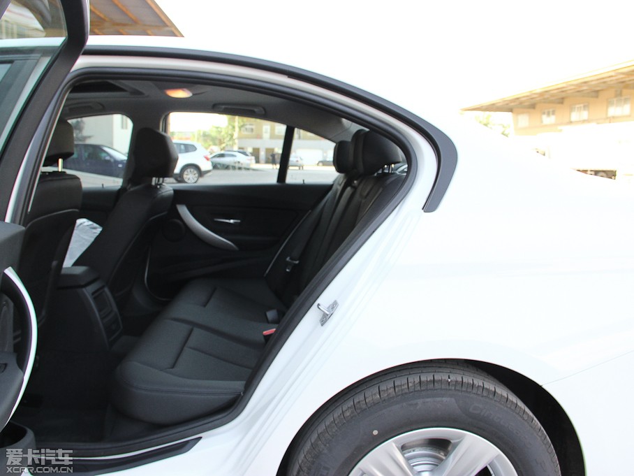 2013R3ϵ 320i Mȡ