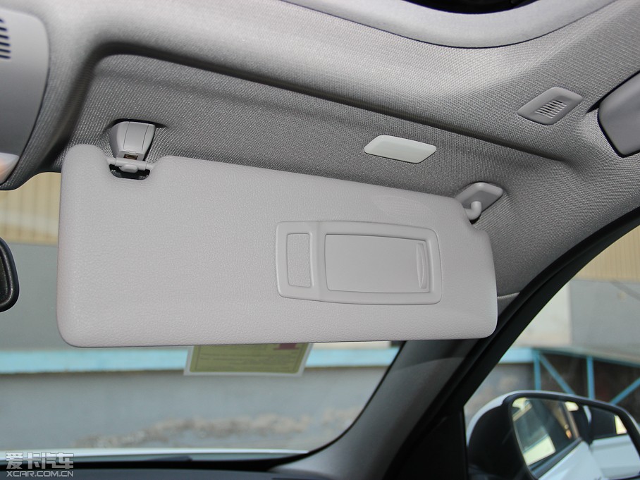 2013R3ϵ 320i Mȡ