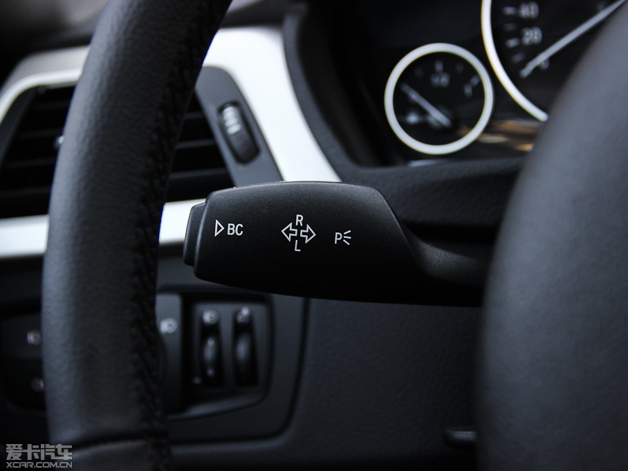 2013R3ϵ 320i Mȡ