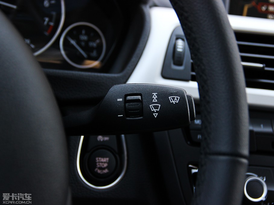 2013R3ϵ 320i Mȡ