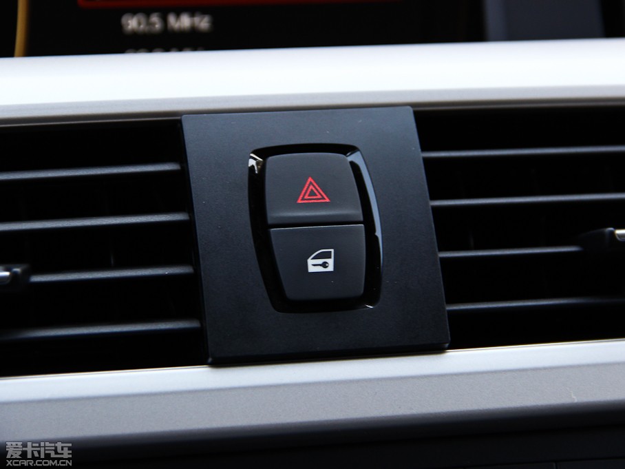 2013R3ϵ 320i M(jn)ȡ