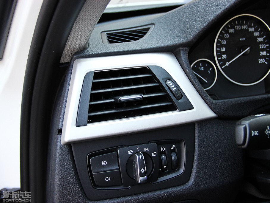 2013R3ϵ 320i Mȡ