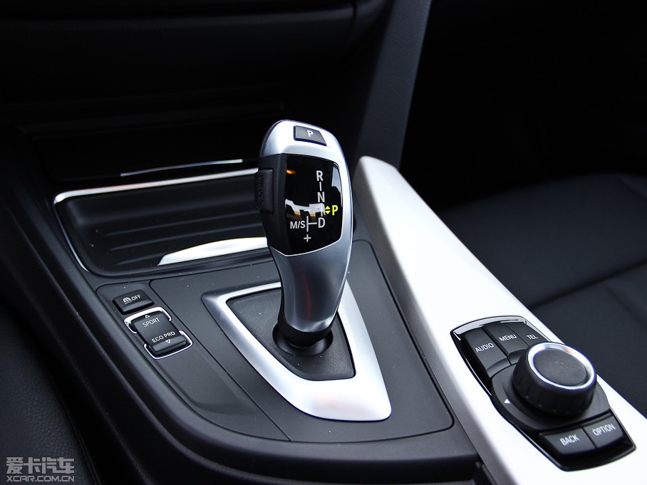 2013R3ϵ 320i Mȡ