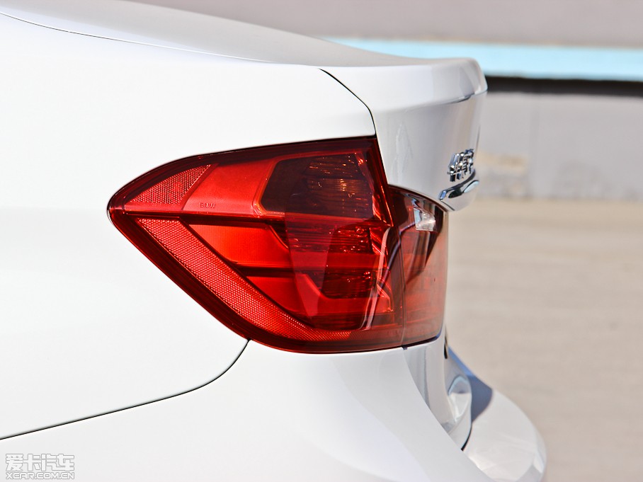 2013R3ϵ Ŀ 320Li AOӋb