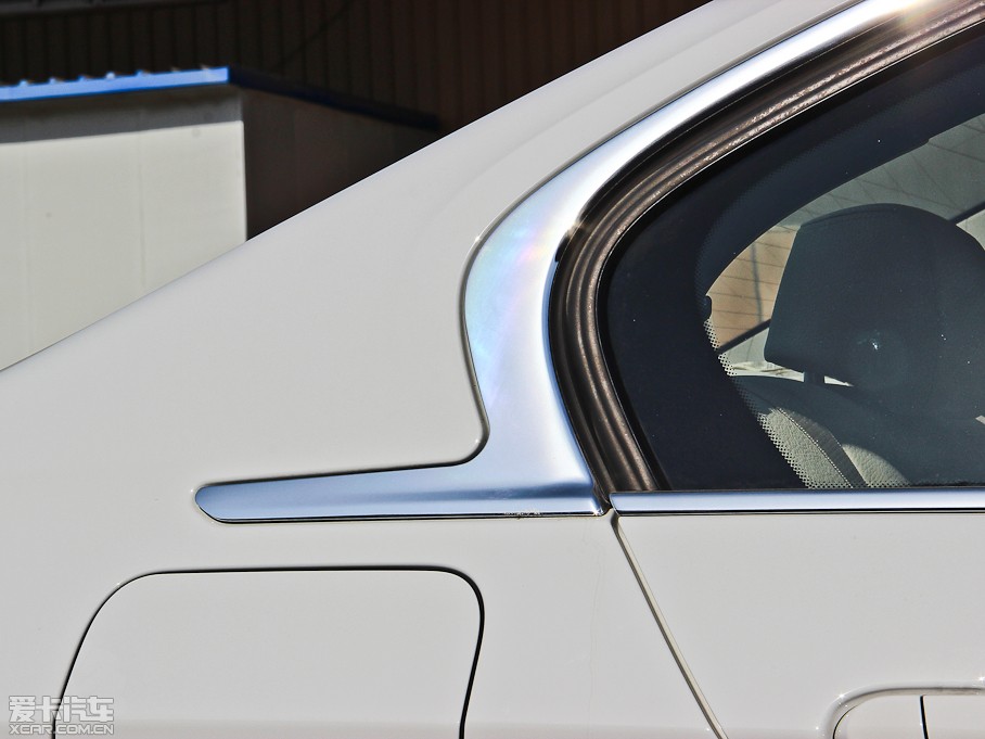 2013R3ϵ Ŀ 320Li AOӋb