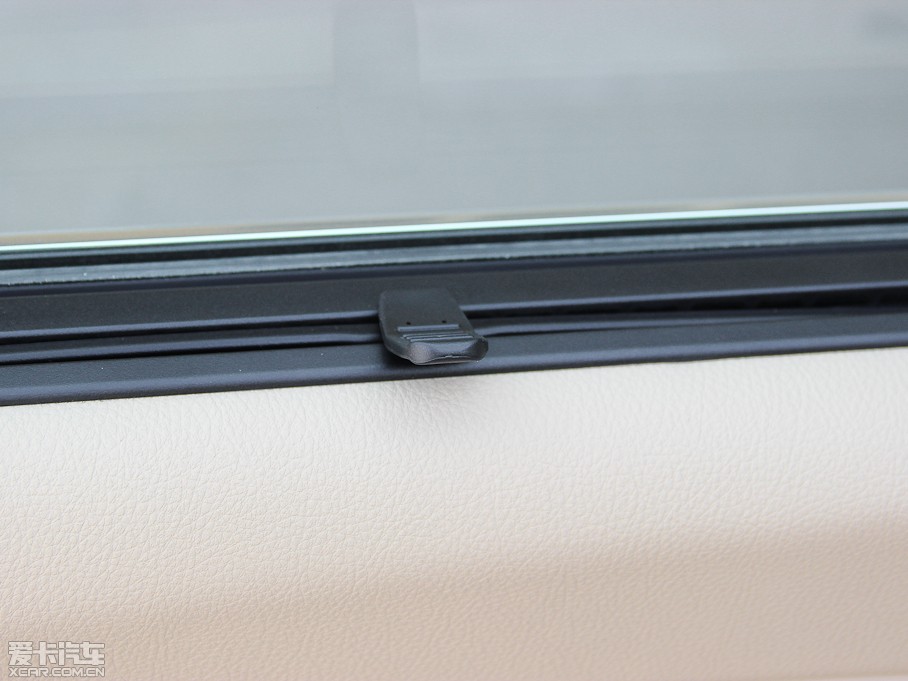 2013R3ϵ Ŀ 320Li AOӋb