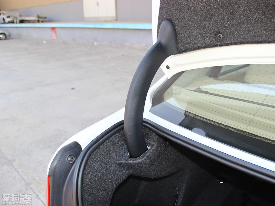 2013R3ϵ Ŀ 320Li AOӋb