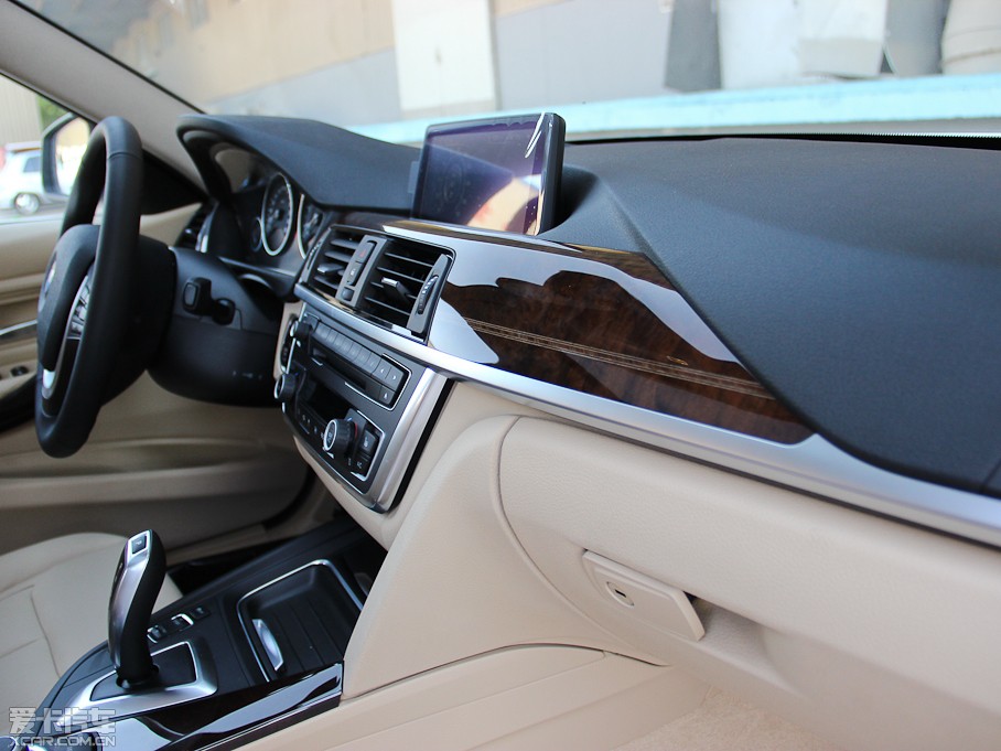 2013R3ϵ Ŀ 320Li AOӋb