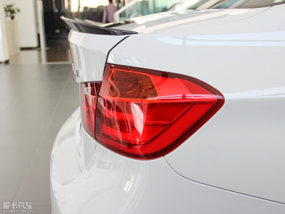 2013R3ϵ 328i \O(sh)Ӌb