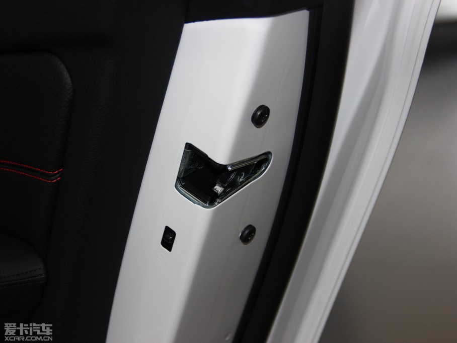 2013R3ϵ 328i \O(sh)Ӌb