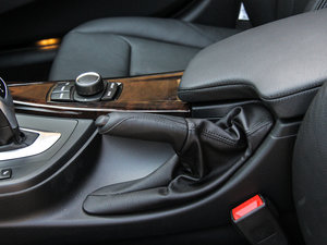 2013Ŀ 328Li AO(sh)Ӌ(j)b v܇(ch)Ƅ(dng)