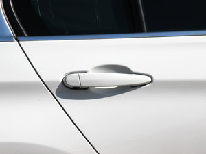 2013Ŀ 335Li LOӋb ^