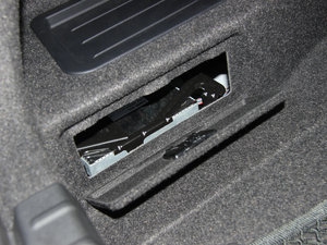 2013Ŀ 335Li L(fng)O(sh)Ӌ(j)b g