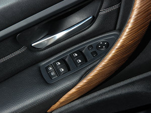 2013Ŀ 335Li LOӋb {܇ƅ^	