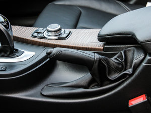 2013Ŀ 335Li LOӋb v܇Ƅ