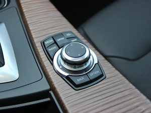 2013Ŀ 320Li L(fng)O(sh)Ӌ(j)b п؅^(q)