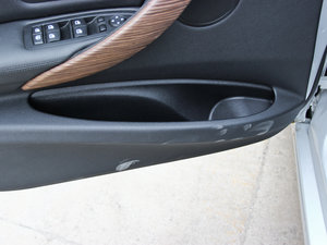 2013Ŀ 320Li LOӋb g