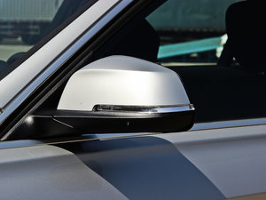 2013Ŀ 320Li LOӋb ^