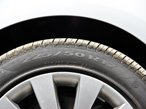 2013Ŀ 320Li LOӋb ^