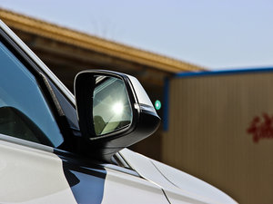 2013Ŀ 320Li LOӋb ^