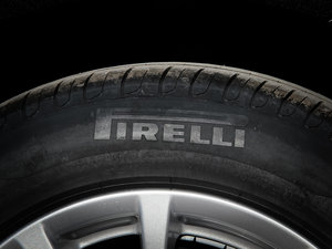 2013316i M(jn)ȡ ݆̥Ʒ