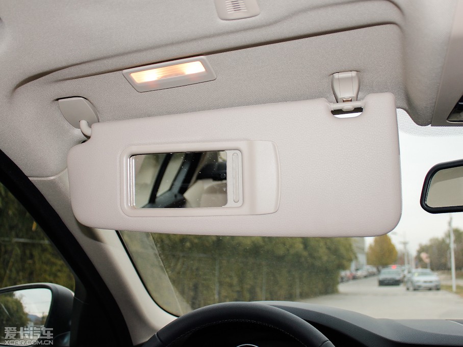 2013R5ϵ 520Li Ű