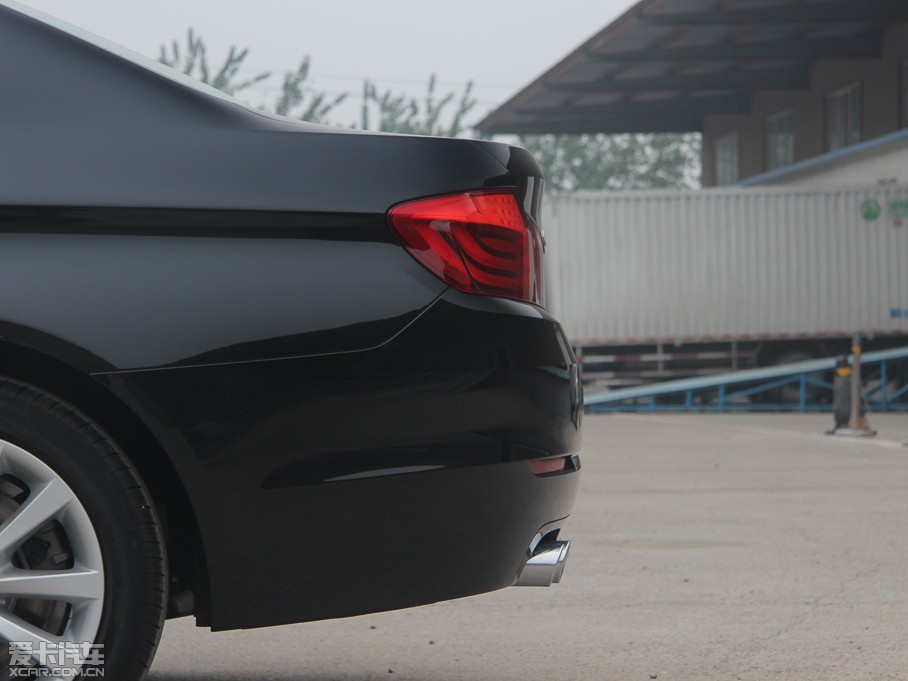 2013��R5ϵ 530Li �I(l��ng)�Ȱ�