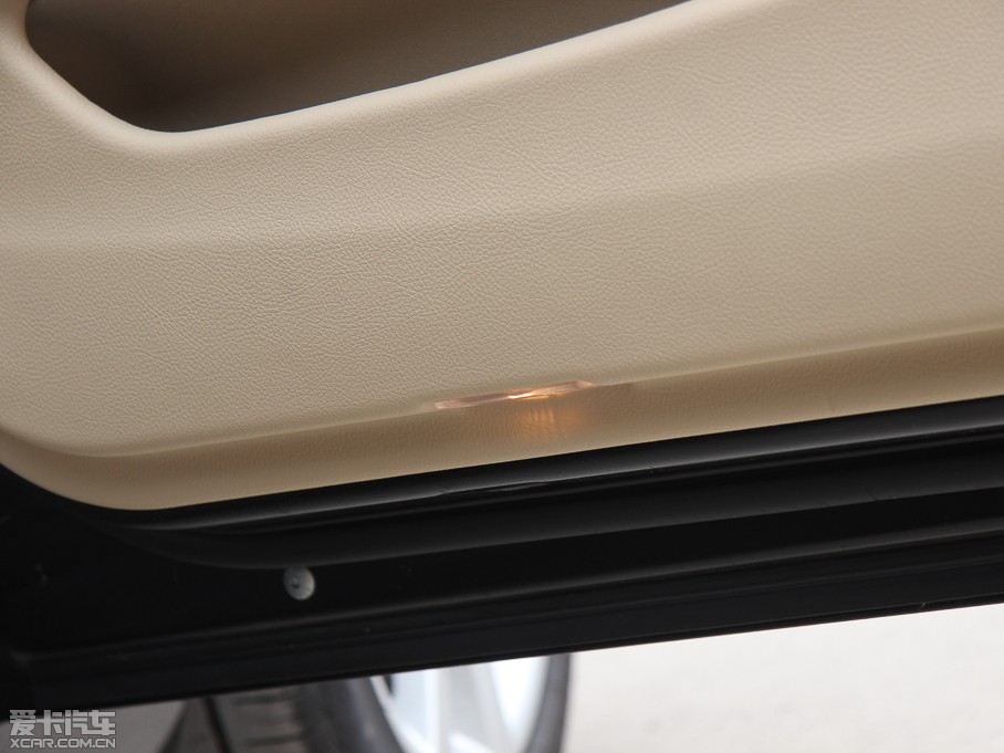 2013��R5ϵ 530Li �I�Ȱ�