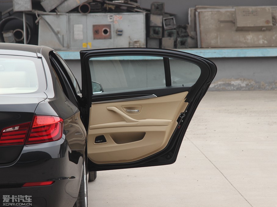 2013��R5ϵ 530Li �I(l��ng)�Ȱ�