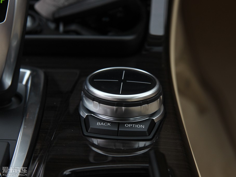 2013��R5ϵ 530Li �I�Ȱ�