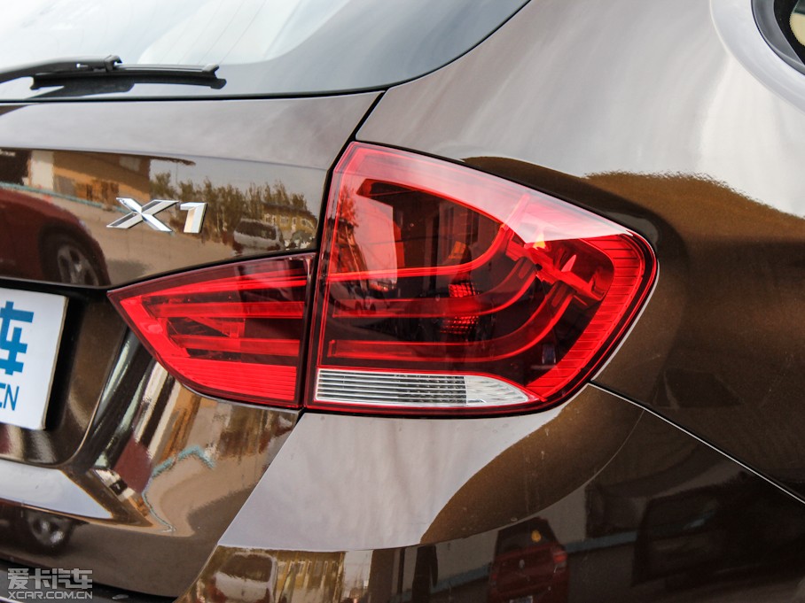 2013RX1 xDrive 20i XOӋb