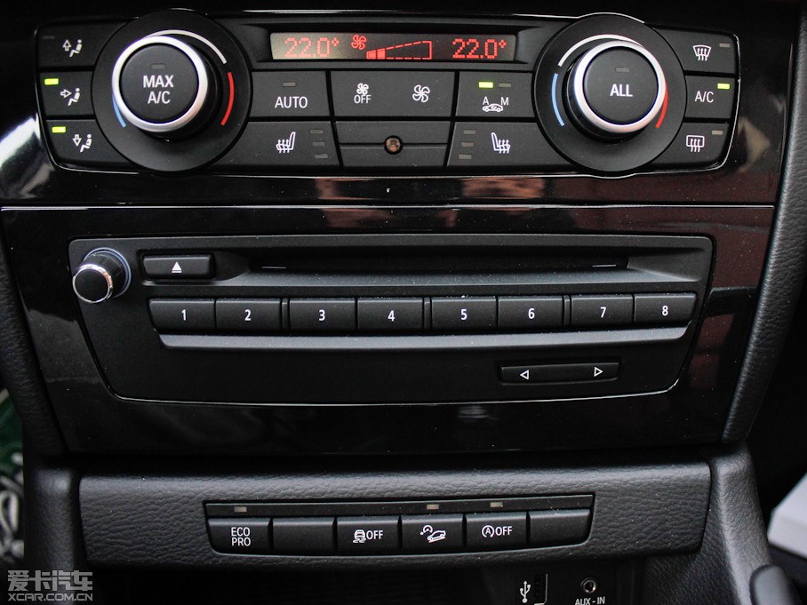 2013RX1 xDrive 20i XOӋb