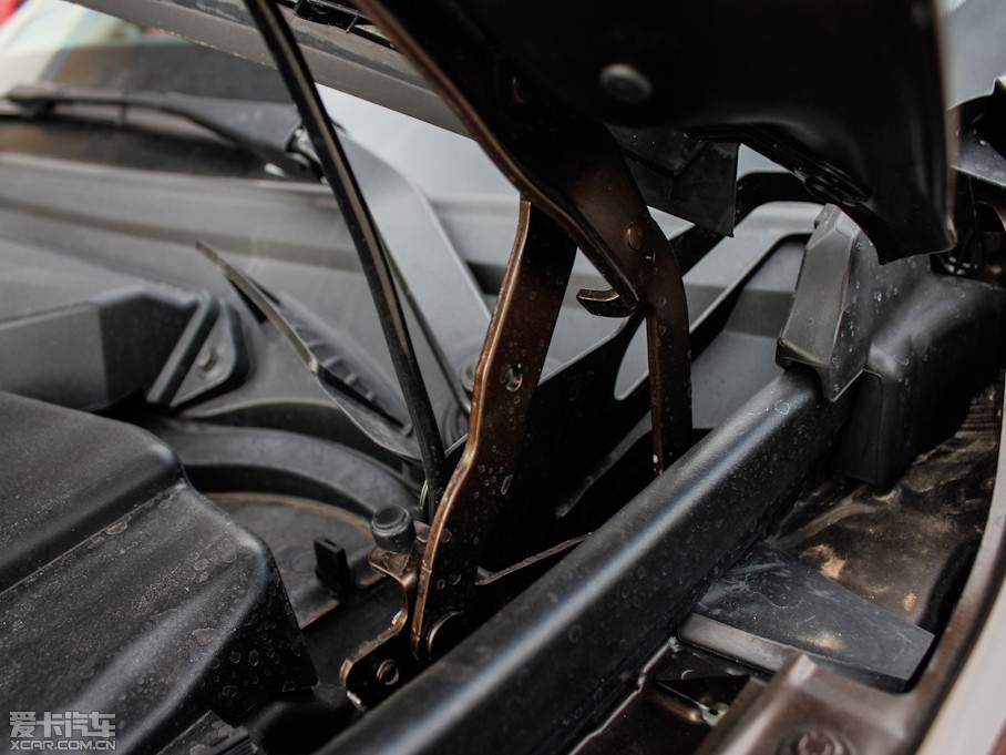 2013RX1 xDrive 20i XOӋb