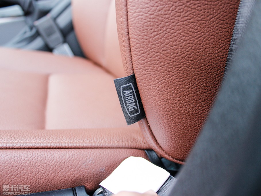 2013RX1 xDrive 20i XO(sh)Ӌb