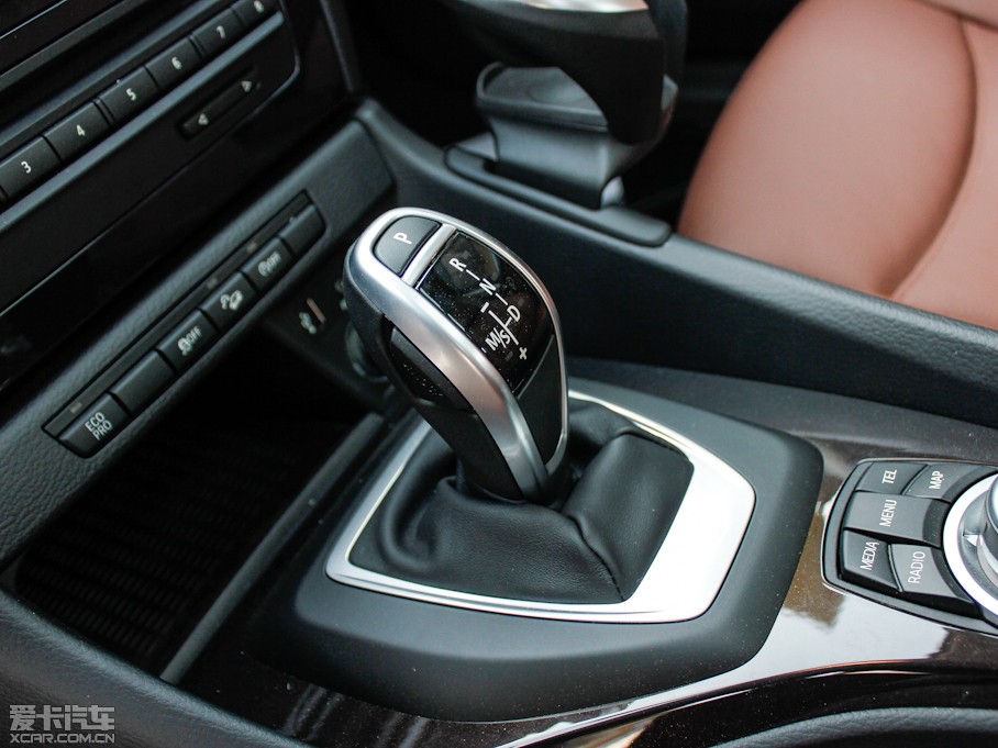 2013RX1 xDrive 20i XOӋb