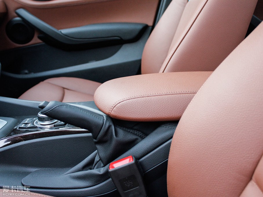 2013RX1 xDrive 20i XO(sh)Ӌb