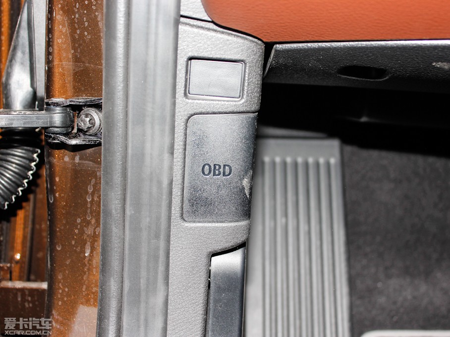 2013RX1 xDrive 20i XOӋb