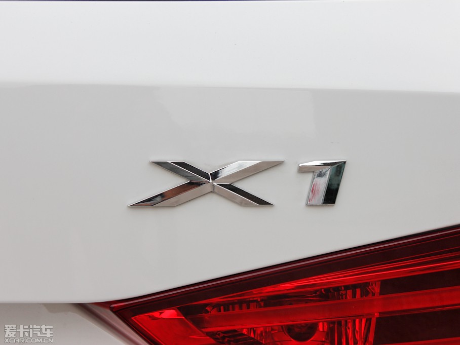 2013RX1 sDrive 18i r