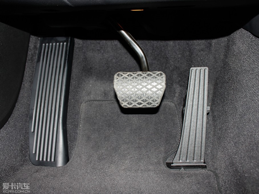 2013RX1 sDrive 18i r