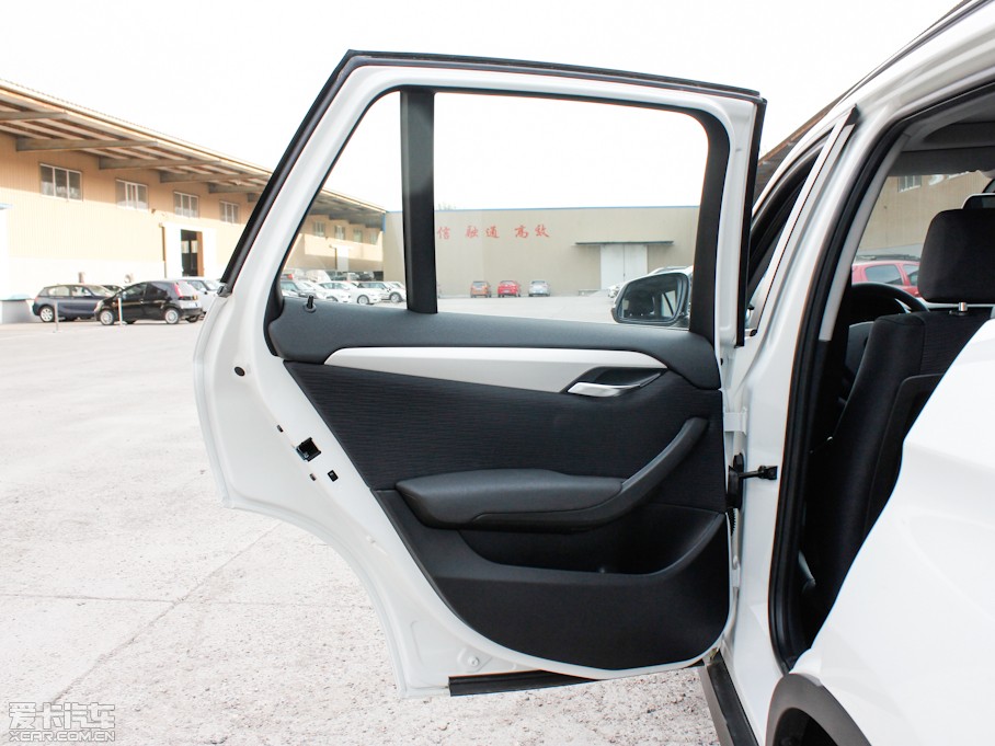 2013RX1 sDrive 18i r(sh)