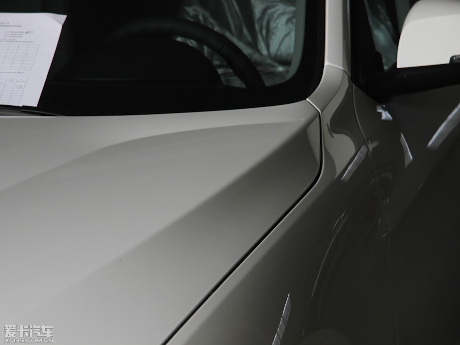 2013RX1 sDrive 20i \OӋb